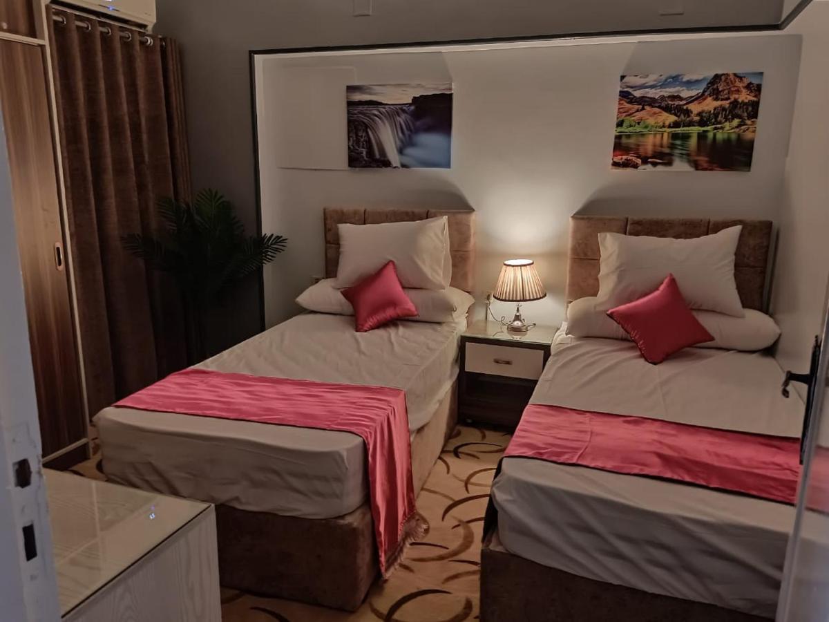 فاكانزا شقة فندقية مفروشة- Vacanze Fayoum Exterior photo
